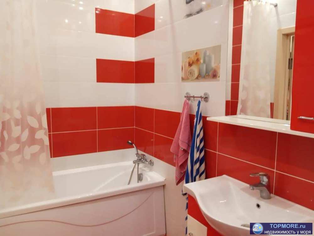 Продается 1-комнатная квартира (евродвушка) с качественным ремонтом в центральной части бухты в жк бизнес-класса.... - 1