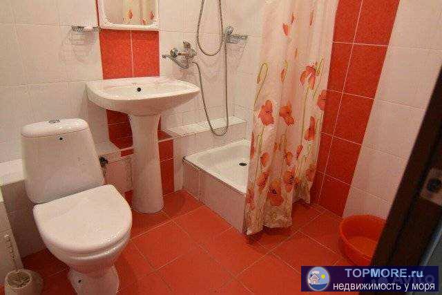 Продаю 2-к. кв в хорошем районе, в квартире сплит.система, балкон,стиральная машинка,все документы в порядке.Рядом с...