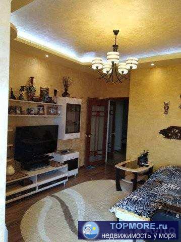 Продам 1-комнатную квартиру в Геленджике, 5/5, общ.пл. 48 кв.м. Тихий центр, Переулок Восточный. С мебелью и бытовой... - 2