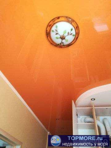 Продам хорошую уютную квартиру вблизи моря в квартире сделан 100 процентный ремонт!бытовая техника и мебель остаются...