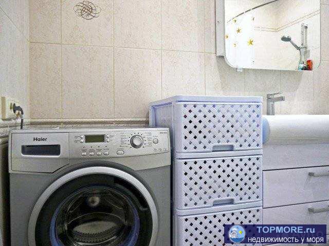 Прoдаю или меняю новую 2 комн. квартиру 73 кв м на 2 этаже 7 эт. дoма в мкp Южный.  Куxня - cтoлoвaя - 19 кв м,... - 2