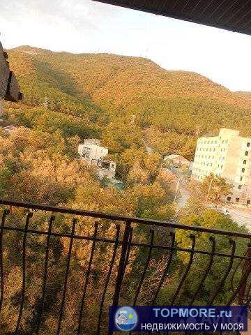 Продается новая светлая квартира с ремонтом с прекрасным видом на горы ,свежий ремонт,теплые светлые тона,высокие... - 1