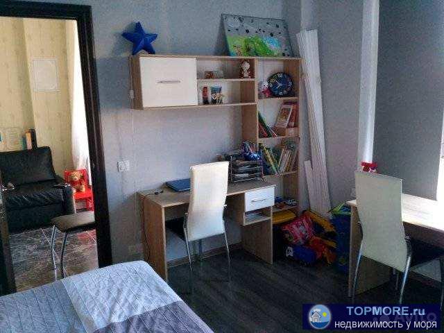 Продажа / Квартиры, Геленджик, улица Гоголя, 5 000 000 р. Продаем свою квартиру. С ремонтом и мебелью. Два санузла и две раздельные комнаты (переделаны из однокомнатной). Вид... - 2