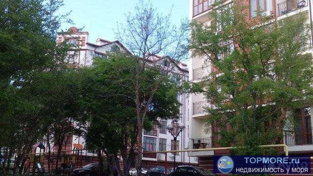 Продаю квартиру в мансардном этаже 'Дома у моря'. Расположен в центре города, 500 м. до моря, рядом аквапарки Золотая...