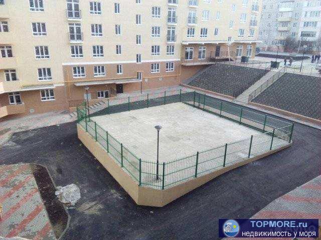 Продам однокомнатную квартиру в районе восьмой школы. Автономное отопление. Рядом с домом рынок, детский сад, парк,... - 2