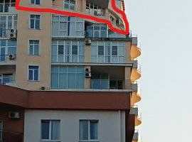 продам 4-х комнатную квартиру( 114.6+14.1- балкон) в Геленджике...