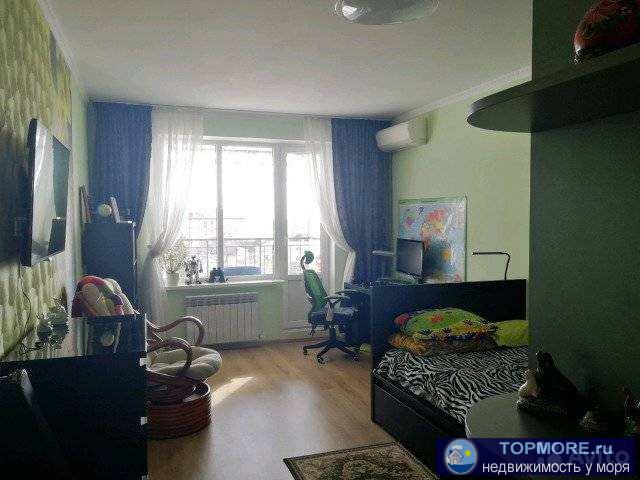 Очень светлая квартира с видом на море и горы, рядом школа, магазины, остановка общественного транспорта, дворец... - 1