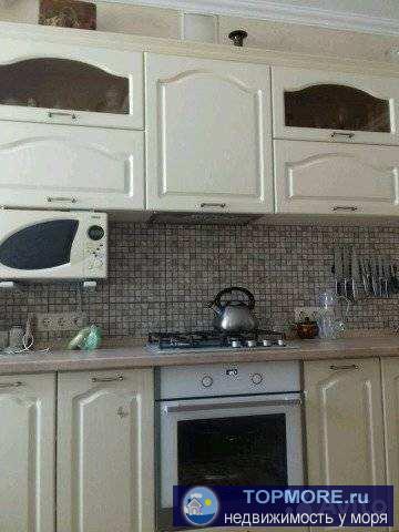 Продаю новую квартиру в г.Геленджике  2-х комнатная, большая кухня 18м2. В квартире использовались дорогие... - 1