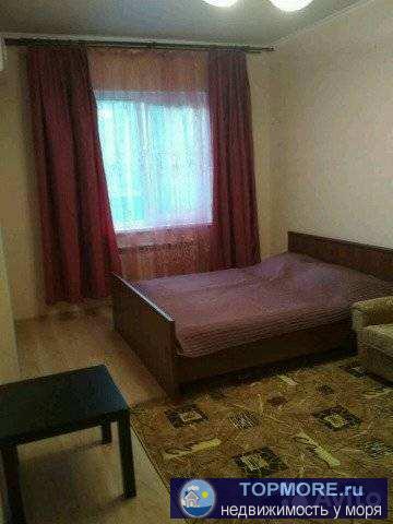 Продам 1 комнатную квартиру с ремонтом ,  полностью меблирована , балкон застеклен , тихая , прохладная летом ,...