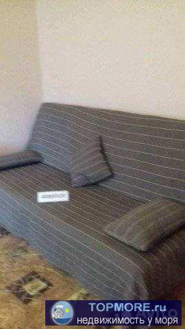 Продам 1 комнатную квартиру с ремонтом ,  полностью меблирована , балкон застеклен , тихая , прохладная летом ,... - 2