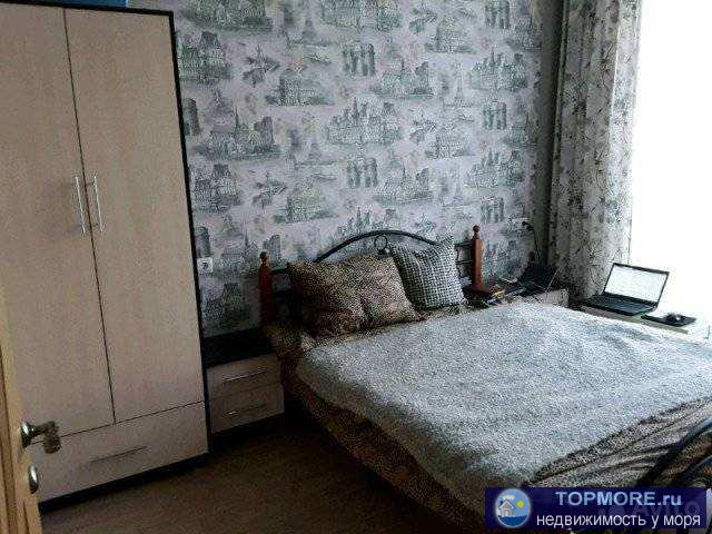 Евроремонт, в квартире теплые полы / в прихожей, гардеробной, ванной комнате и в кухне/, в спальнях полы выложены...