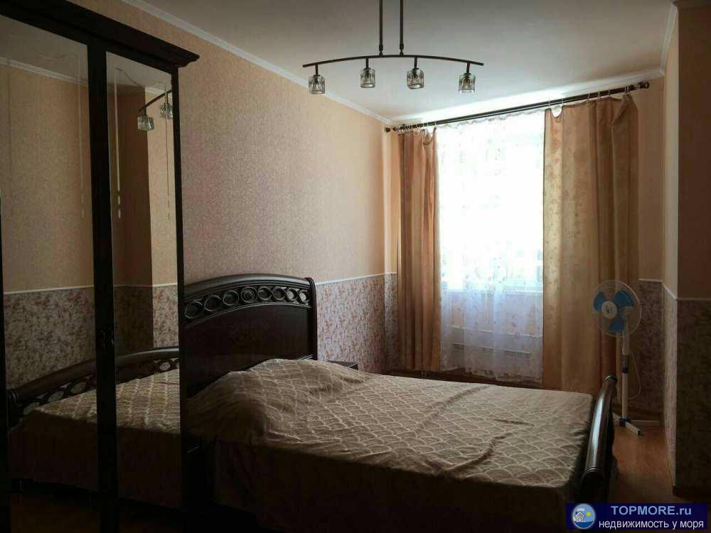 Квартира в Геленджике из ,3 х комнат,находится в 600 м от моря, комнаты изолированы ремонт качественный, рядом школы... - 1