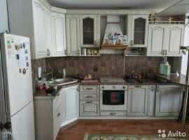 продам 3-комн квартиру.дом сдан в 2014г. В квартире 2 застекленные...