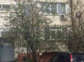 Продаю квартиру в тихом районе города. В шаговой доступности школа...