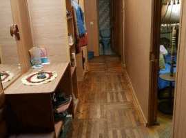 Продается трехкомнатная квартира в одном из лучших районов...