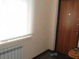 Продам квартиру на первом этаже двух этажного дома с отдельным...