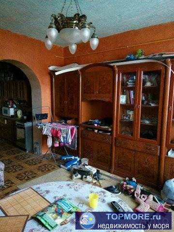 Квартира в частном домовладении50кв.м.Собственность .плюсом в цокольном этаже жилое помещение 20 кв.м автономное...