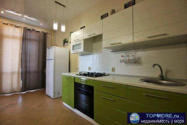 Продам уютную квартиру с новым, качественным ремонтом. Обустроена мебелью и техникой.Квартрира распланирована на две...