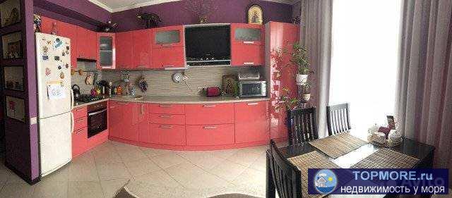 Продаётся просторная, светлая 2-х комнатная квартира. Чистая и уютная. 2 спальни и большая кухня-гостиная. 1... - 2