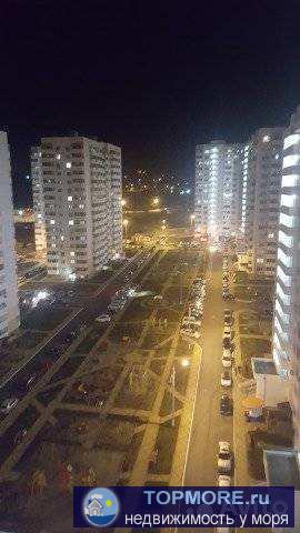 Продам  2х комн.,квартиру с чудесным видом на море.  Комнаты раздельные, зал 23 кв.м., спальня 14 кв.м., из кухни 10... - 1