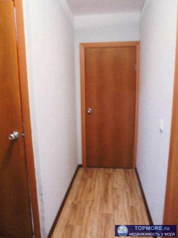 Квартира планировка на две стороны, дом 2017 г, Два балкона застеклены,установлен кондиционер.Сан узел раздельный в... - 2