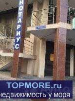 Продаю квартиру в доме бизнес - класса. С отделкой из дорогих и качественных материалов. Встроенной мебелью и...