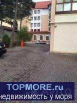 Продаю квартиру в доме бизнес - класса. С отделкой из дорогих и качественных материалов. Встроенной мебелью и... - 2