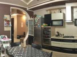 двухкомнатная квартира 75 М2 - Кухня гостинная 32 м - Автономное...