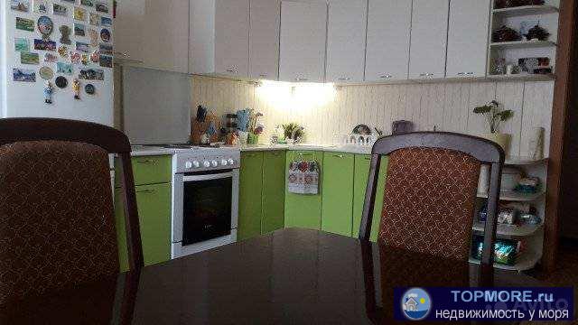 Продаётся 2х комнатная квартира!  Просторная кухня - 15,54 кв.м, комнаты - 19,51 кв.м и 13,14 кв.м, коридор - 8,62...