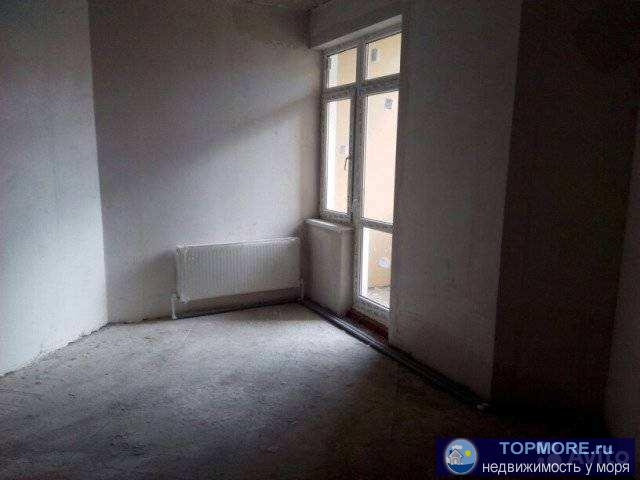 Продам двухкомнатную квартиру в районе восьмой школы. Квартира с видом на море. Рядом рынок, детский сад, магазины,... - 2