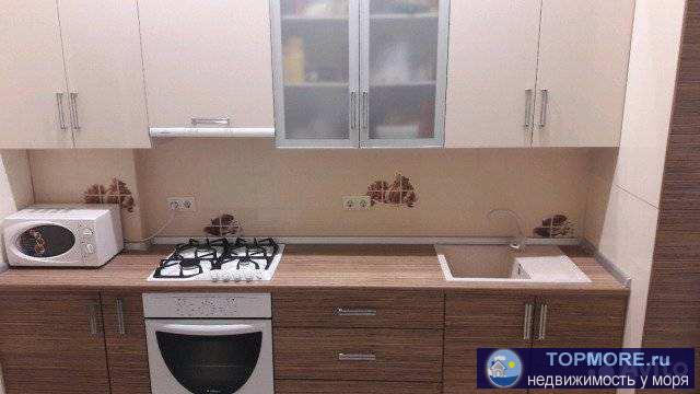 Новая кв. район 6-ой школы.С А/О ,тёплый пол(кухня,ванна,прихожая) .Светлая уютная 2-х ком.кв. Вся подробная... - 1