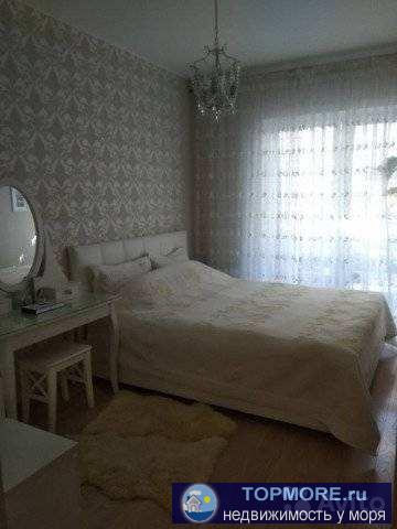 Уютная евродвушка (кухня-гостинная 17кв.м, спальня 10кв.м, прихожая и гардеробная комната 8кв.м, с/у совмещённый... - 1