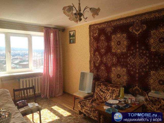 Продам 3к. квартиру, общей площадью 61кв.м. Квартира очень светлая, распашенка (окна выходят на две стороны)....