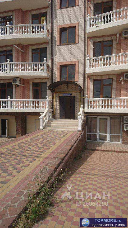 Продаю 3-х комнатную квартиру в городе Геленджик. Ремонт под чистовую, окна - пластиковые под дерево, электричество и... - 2