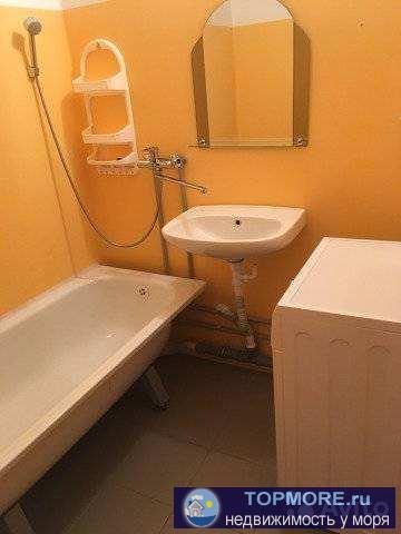 Продам срочно. Большая застекленная лоджия.Сплит.Готова к проживанию. Развитая инфраструктура. Рядом школа. Детский сад. - 1