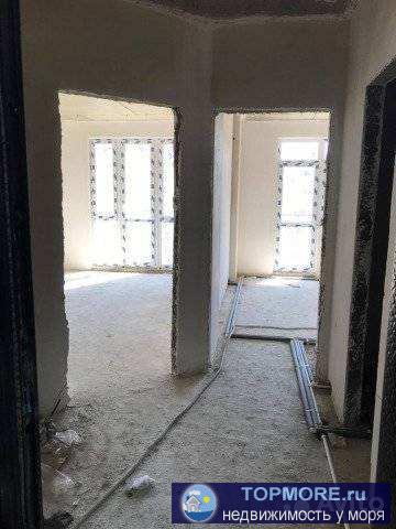 В жк 'Ривьера' продается просторная, светлая 1-комнатная квартира на 4 этаже, общей площадью 42.57 кв. м.,  (Литер... - 1