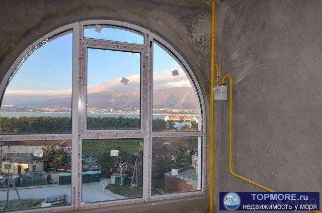 Продаю 1 комнатную квартиру 54.7 кв.м (распашонка)  ,с  видом на море.   Вид на открытое море и на бухту!    Площадь...