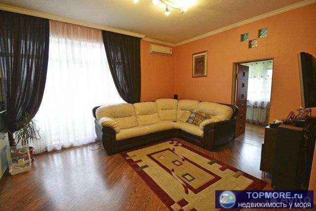 2-комн.квартира с ремонтом и мебелью (общ. площадь 66 кв.м. с балконом,) спальни изолированные, парковка под авто... - 2