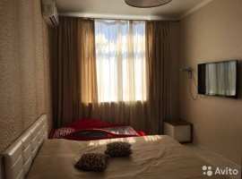 Фактически трехкомнатаня квартира. Гостиная объединена с кухней. На...