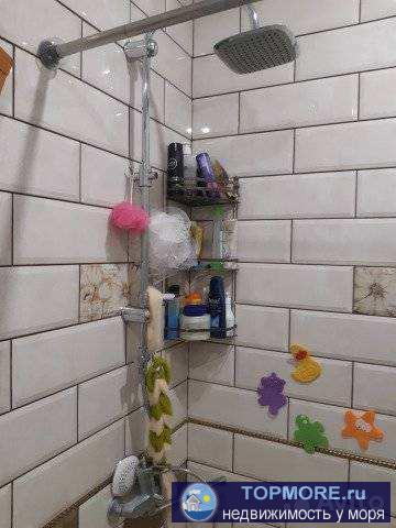 Продается 2-комн. квартира (евродвушка) на 1 этаже 14-ти этажного монолитного дома. Высокий цоколь. Окна выходят на... - 2