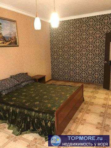 Продам двух ком. кв. по ул. Туристической с а/о, ремонт, мебель, две лоджии этаж высокий. Без риэл.%.Документы готовы... - 1