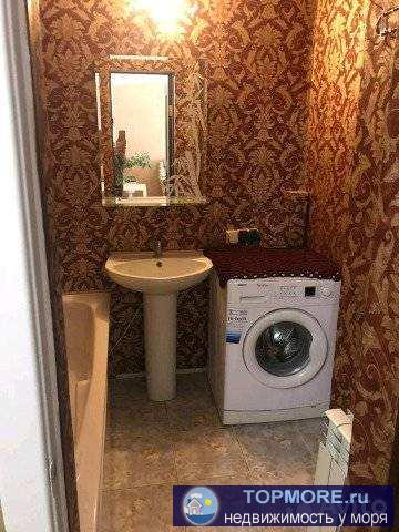 Продам двух ком. кв. по ул. Туристической с а/о, ремонт, мебель, две лоджии этаж высокий. Без риэл.%.Документы готовы... - 2