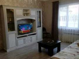 Продаю полноценный двухэтажный дом в районе Екатеринославской г....
