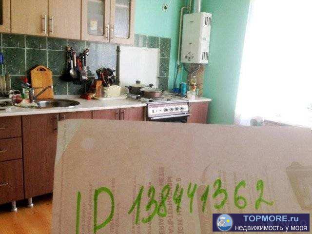 продается добротный дом в центре города, Геленджика на ул Тельмана, 2 этажа с мансардой. 1 этаж кухня, с/у,... - 1