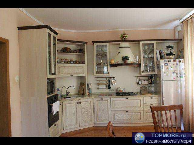 Продается  1/2 часть дома в тихом, спокойном районе с хорошо развитой инфраструктурой в центральной части города.... - 2