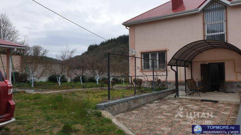 Продается домовладение в с/т 'Маяк 1', общей площадью 161,5 кв.м, земельный участок площадью 900 кв.м. Дом построен и... - 2