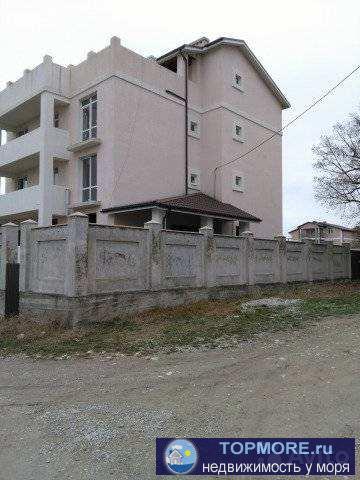 Прекрасный пятиуровневый дом в 500-х шагах от моря (менее 500м). Построен профессиональным строителем для себя из...