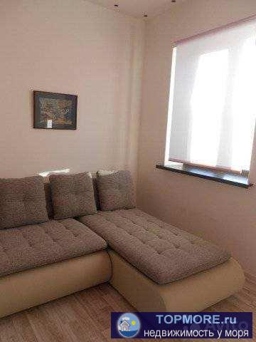 Продается таунхаус трехэтажный 150 метров с ремонтом и мебелью,есть индивидуальное парко-место,своя скважина,3...