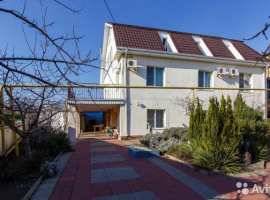 Продам  дом с возможностью ведения бизнеса. 1 этаж . Состоит из...