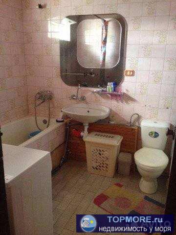 Срочно продаётся 3х этажный дом на 3х сотках земли.Все коммуникации.Возможно под гостиничный бизнес до моря 15...